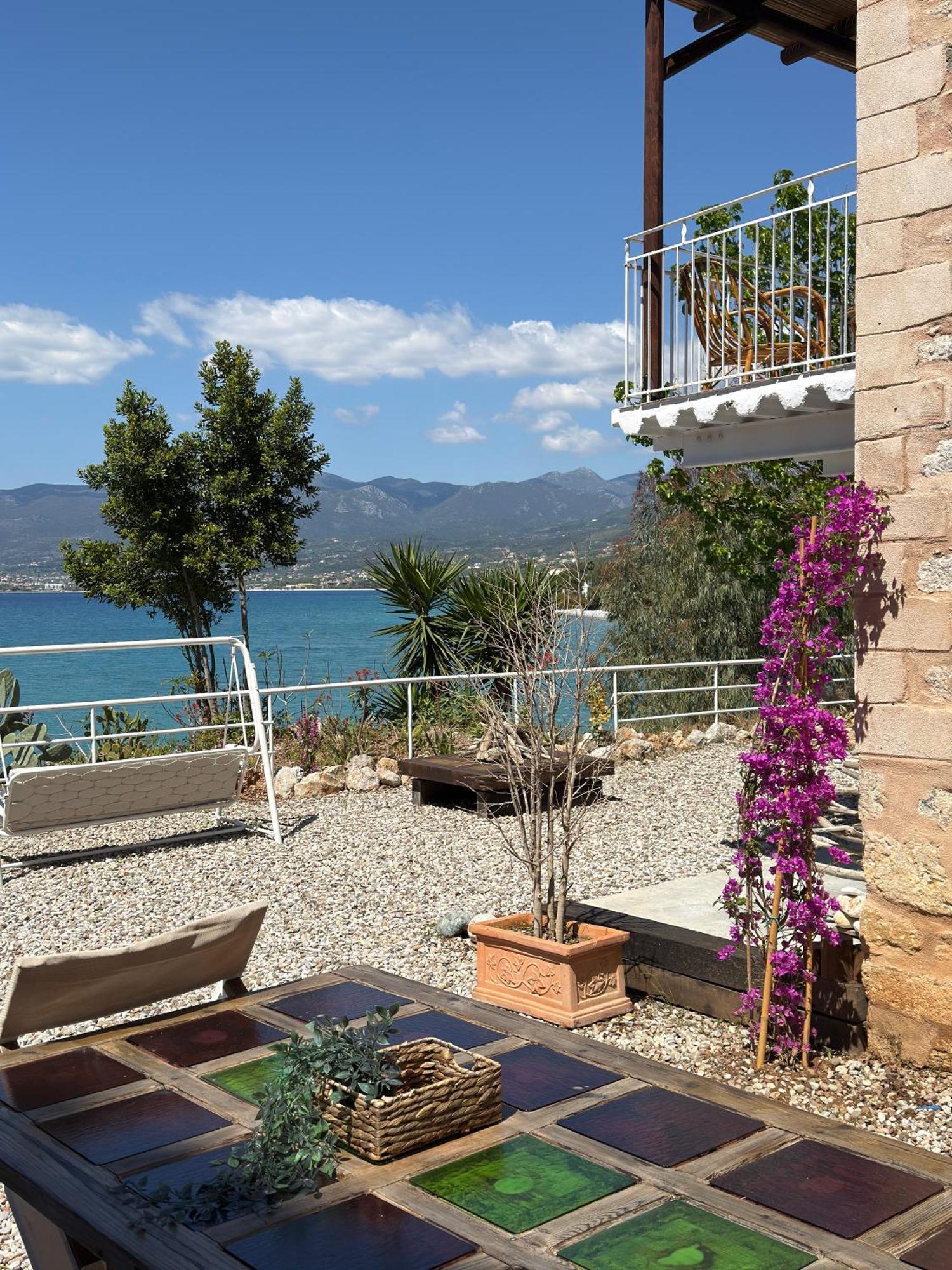 Rocksecret Edge Apartment Kalamata Exterior photo